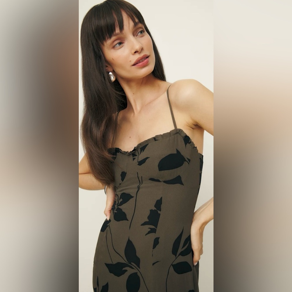 NWT Reformation Aiko dress in Solana print. Floral - Picture 2 of 11